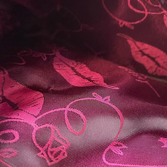 BETSEY JOHNSON red & black purse with quilted bows and built in wallet - Picture 7 of 15